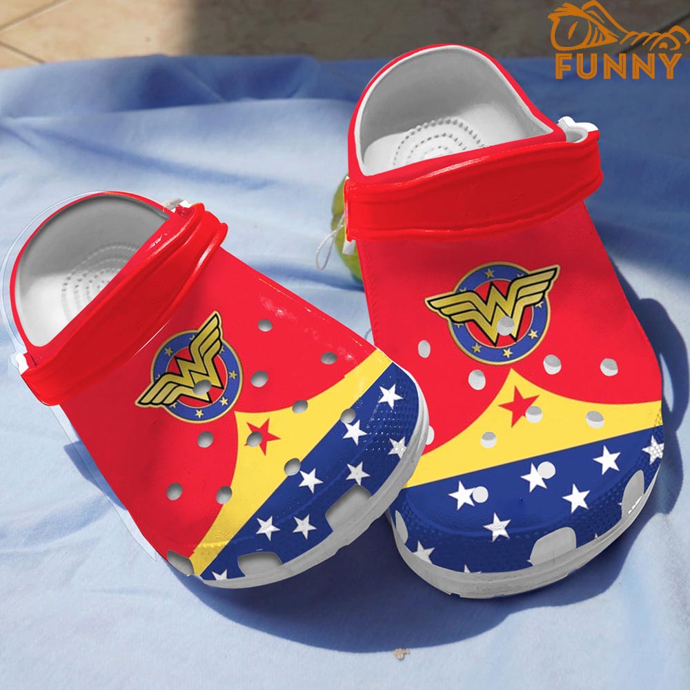 Wonder woman croc