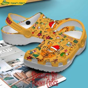 Garfield Christmas Clog Crocs 3