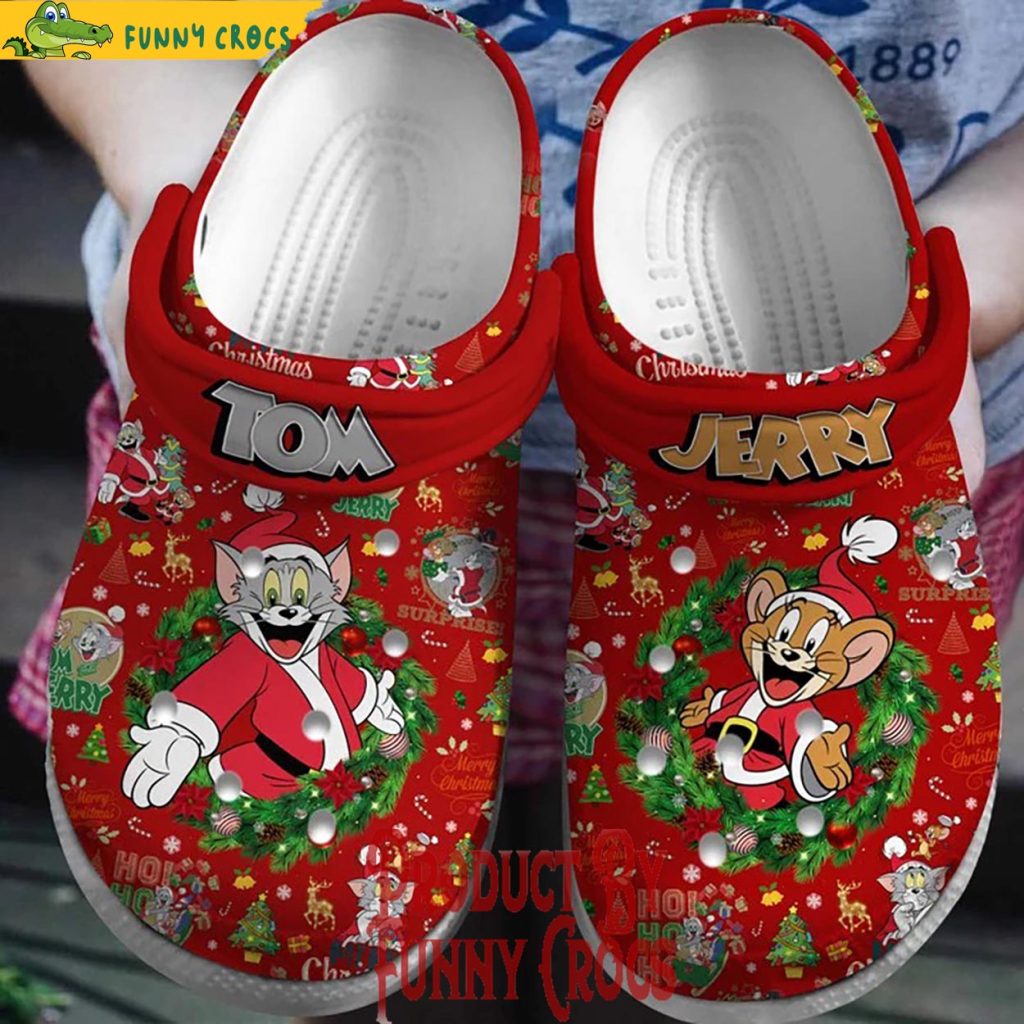 merry-christmas-tom-and-jerry-crocs-shoes-discover-comfort-and-style